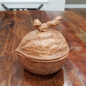 Vintage Squirrel Walnut Ceramic Nut Dish